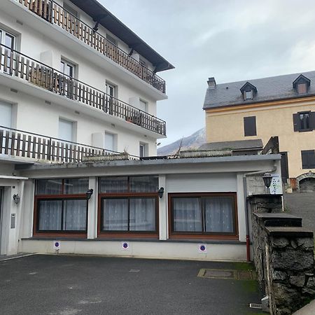 Appartement T4 140 M2 Spacieux Et Calme Pour 8 Personnes Люс-Сен-Совёр Экстерьер фото